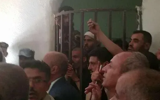 بالصور المحكمة تقرر حكم اعدام قاتل ومغتصب الطفلة رنا المطري