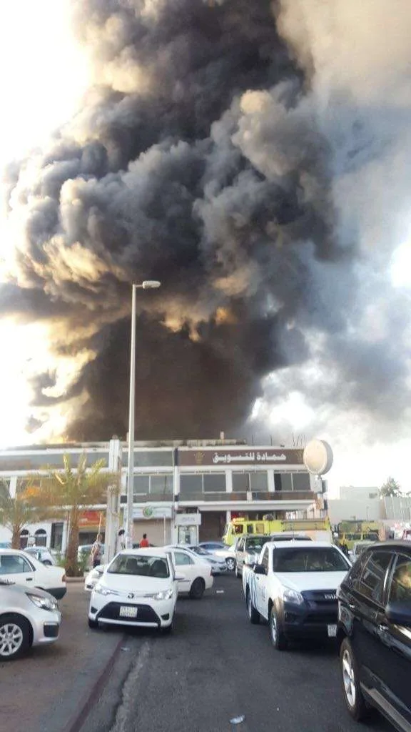 صور حريق جده اليوم الأحد 13 شعبان 1439هـ في مركز حماده 2 | صور حريق جده اليوم الأحد 13 شعبان 1439هـ في مركز حماده