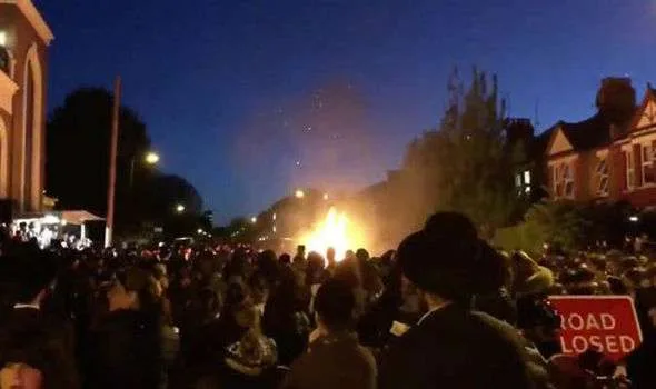 Explosion at Jewish celebration 954504