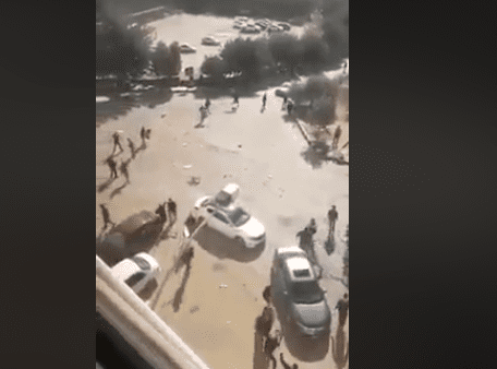 فيديو : مشاجرة جامعة جرش في الأردن اليوم وتدخل أمني