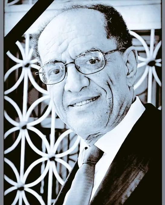 وفاة أمين الكمالي أشهر طبيب يمني في المخ والأعصاب 2 EOUMEqBXsAAJsEZ | وفاة أمين الكمالي أشهر طبيب يمني في المخ والأعصاب