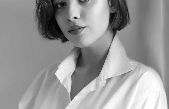 EO DyBqWsAI2x2O jpg | صور رهف محمد في صورة جريئة على شاطيء البحر ويكيبيديا