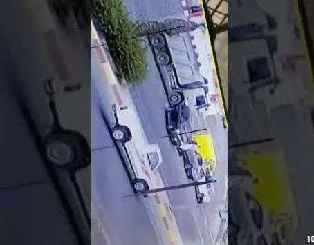 رجل يصدم زوجته jpg | فيدو رجل يصدم زوجته