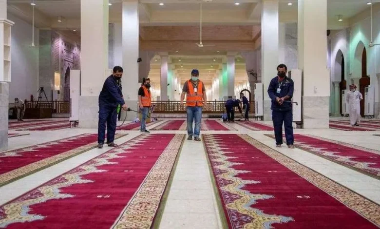 اجراء الإجراءات الاحترازية مسجد نمرة لاستقبال الحجاج