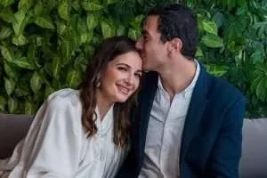 شاهد الصور الأولى لحفل خطوبة ابنة أصالة شام الذهبي للدكتور معتز نصير
