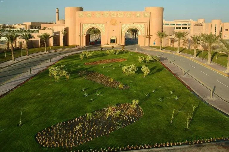 هاام..تم قبول (8260) طالبًا وطالبة بجامعة الملك فيصل للعام الجامعي القادم