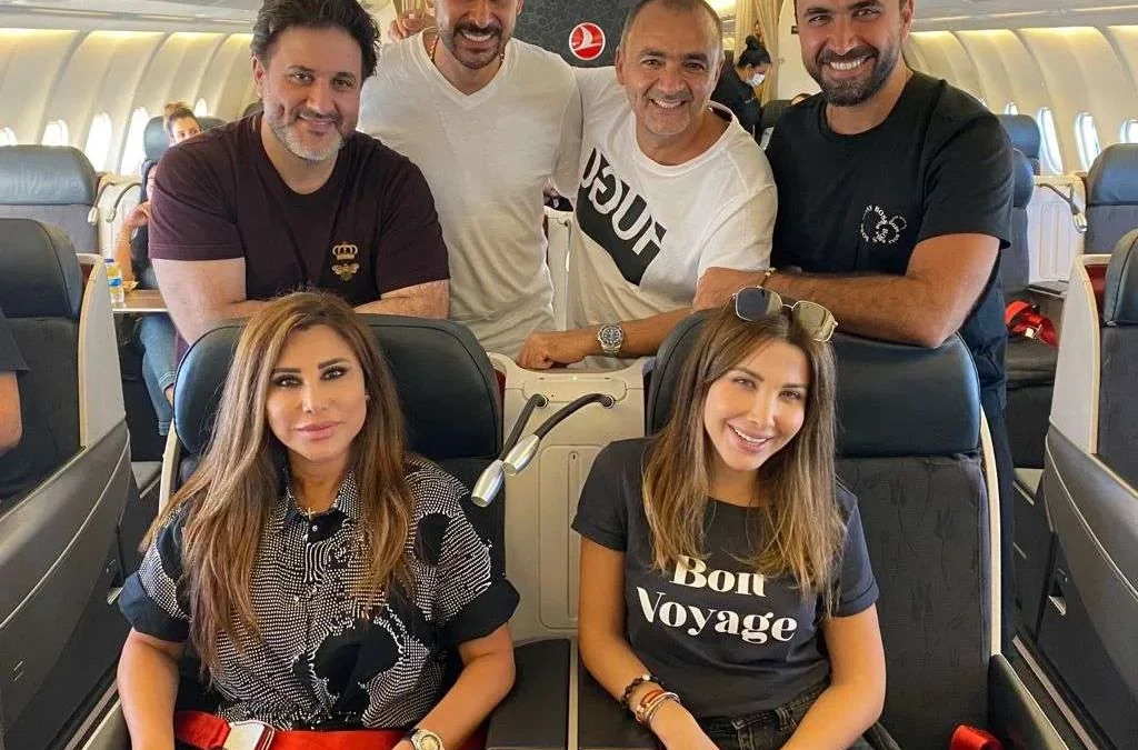 حقيقة خبر وفاة الفنانة نانسي عجرم وصور نجوى كرم بجوار نانسي عجرم 2025 E JKvWdXEAY05UB