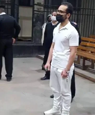 صور شادي نبيل خلف داخل المحكمة وقضية تحرش بالفتيات وهتك عرض 7 فتيات 1 1636812908443120 jpg | صور شادي نبيل خلف داخل المحكمة وقضية تحرش بالفتيات وهتك عرض 7 فتيات