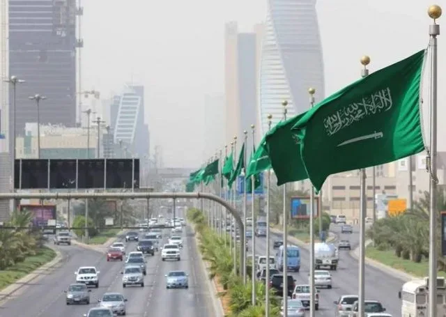تعرف على تفاصيل الأمر الملكي حظرالتجول 1443 في السعودية