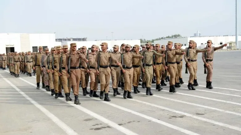 دورة السجون كم شهر