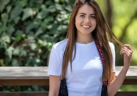 ما هي حقيقة استقالة لانا كلغاصي من قناة العربية والحدث؟ من هي