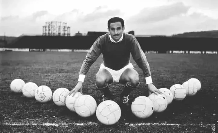 وفاة رشيد مخلوفي https://alyemenalghad.news