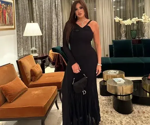 صور ياسمين عبد العزيز تتألق بإطلالة مميزة عبر إنستغرام