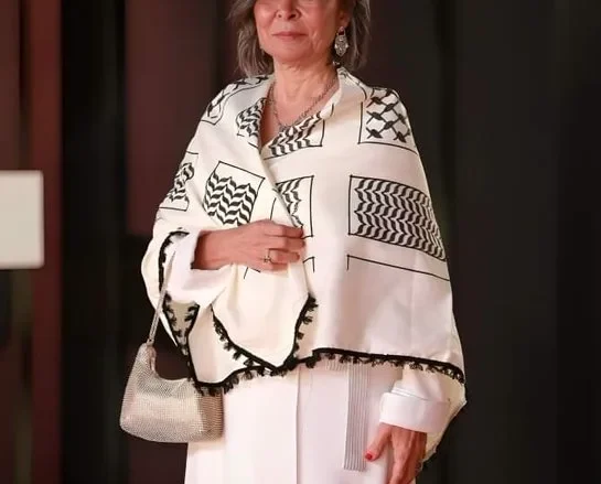 البحث على التريند سلوى محمد علي تهاجم أعمال الفنان عادل إمام