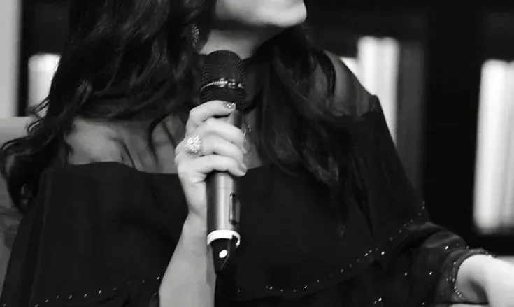 شيرين عبدالوهاب تثير الجدل