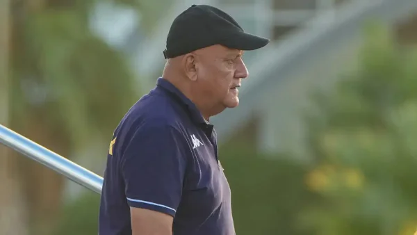 المدرب الجزائري يوسف بوزيدي