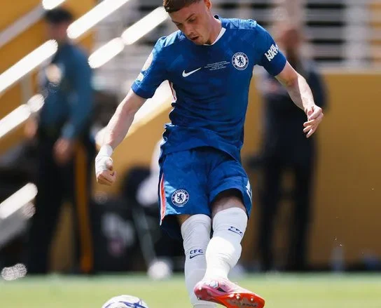 تشيلسي يتقدم على باريس سان