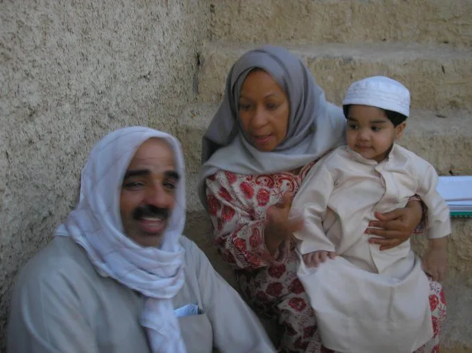 من هي رزيقة الطارش