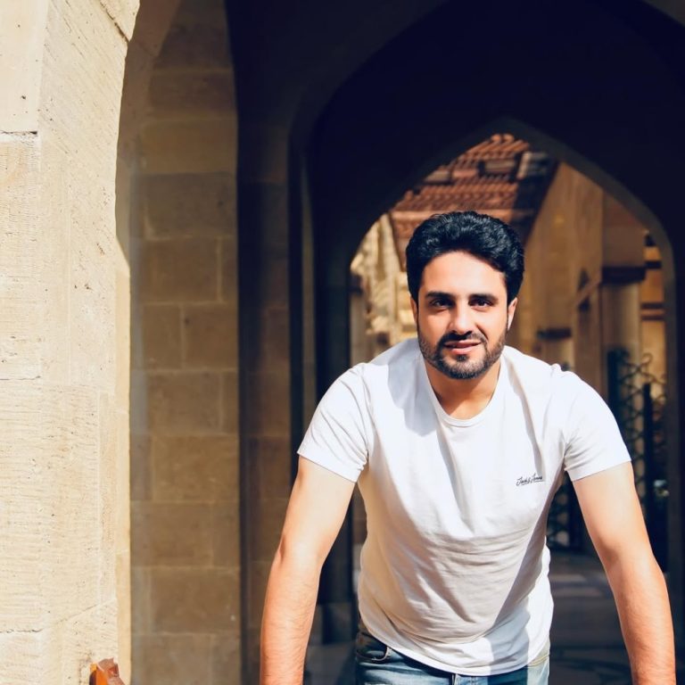 زوجة الفنان بهاء الخطيب