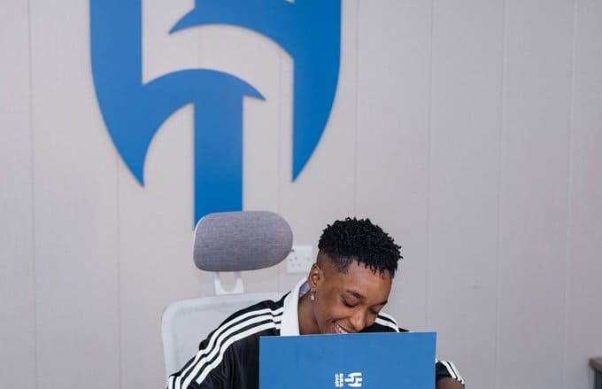 البندري مبارك تنضم