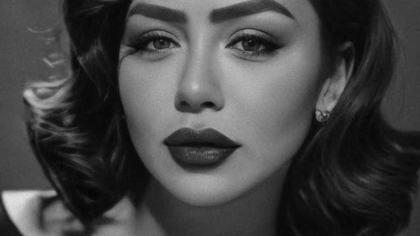 هدير عبدالرازق تُغادر مصر قبل جلسة حكم المحكمة