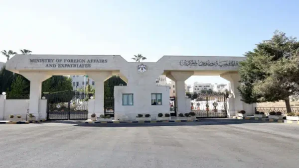 الخارجية الأردنية : لانا شكري تم الافراج عنها في صنعاء