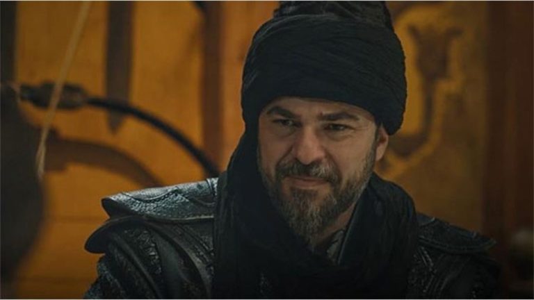 بعد وفاة أرطغرل خَلَفَه