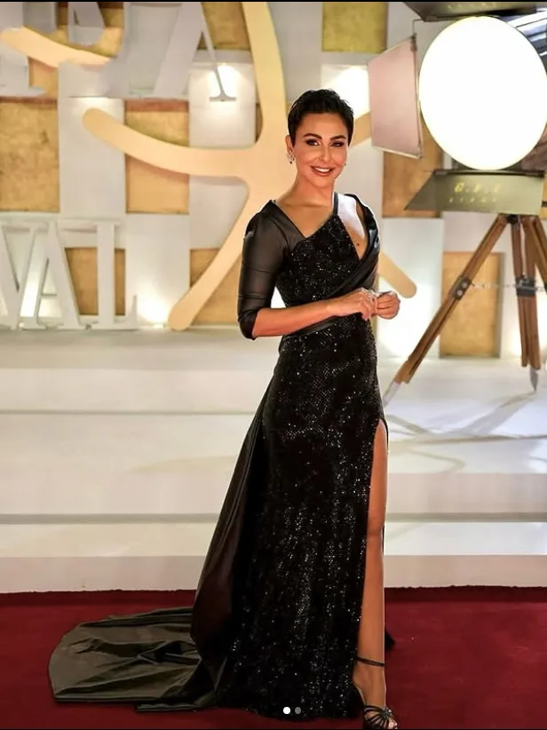 صور ميس حمدان صور ميس حمدان