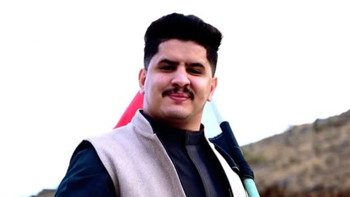 إستقبال احمد العوادي في صنعاء من قبل مصطفى المومري ويوتيوبر أخرين